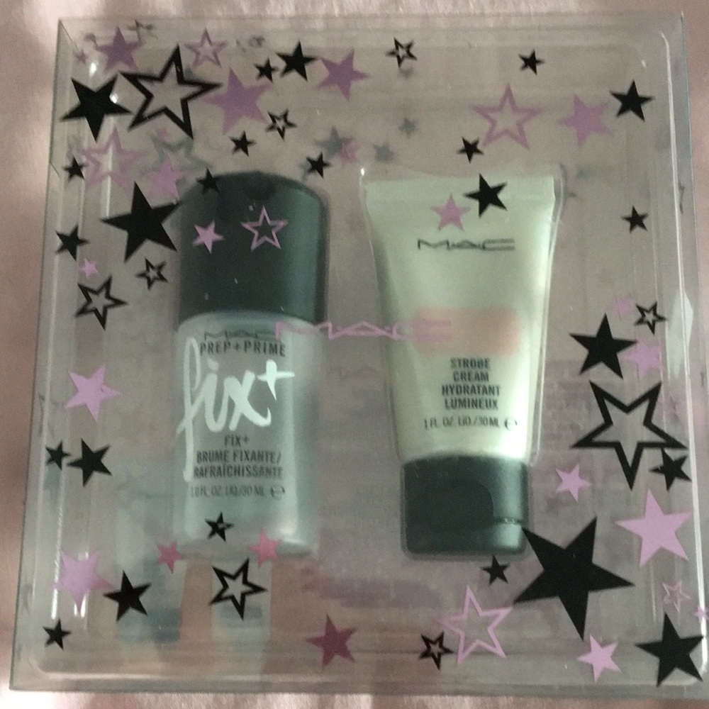 New MAC Stars of skincare kit Fix+ Strobe Cream